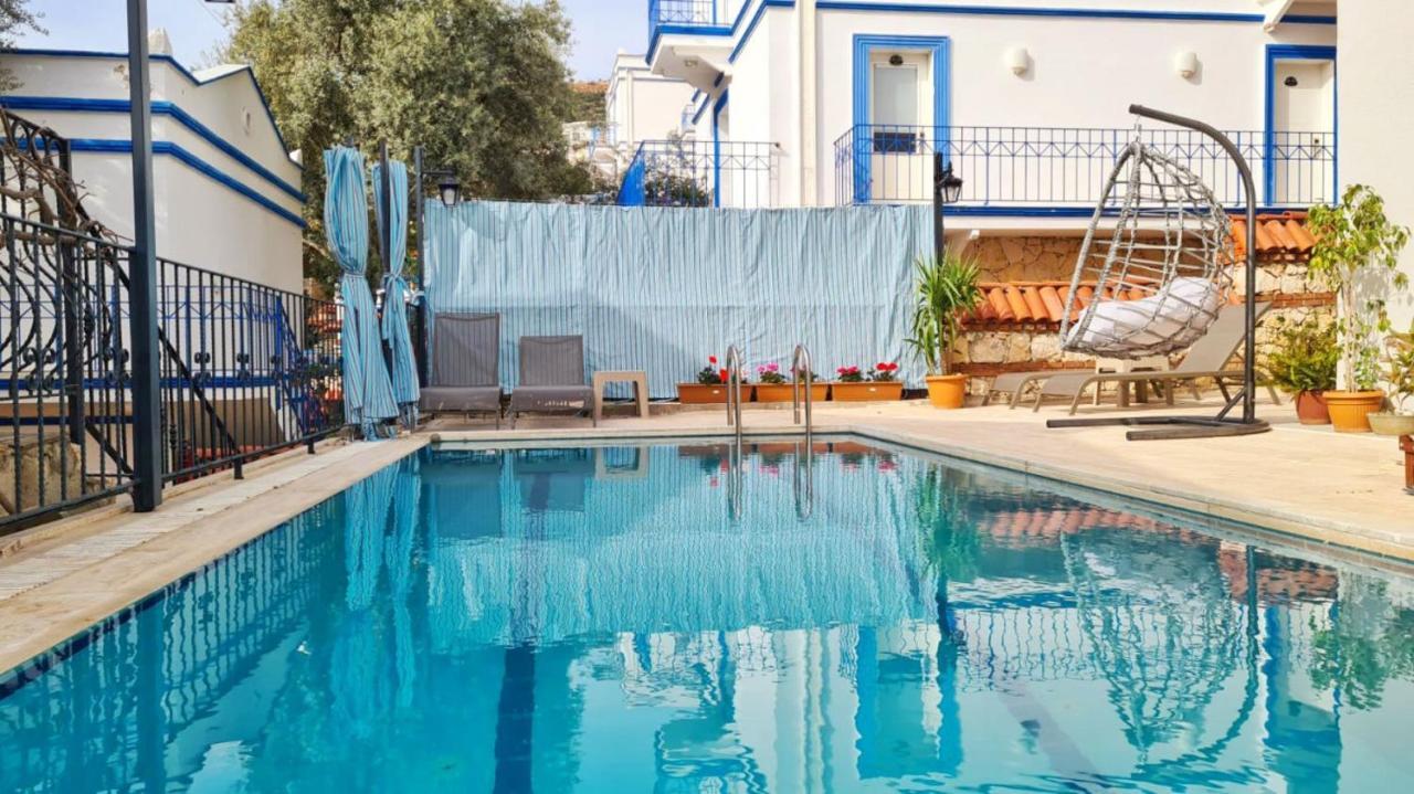 Shared Pool Flat Located 3 Min To Beach In Kalkan Apartamento Exterior foto